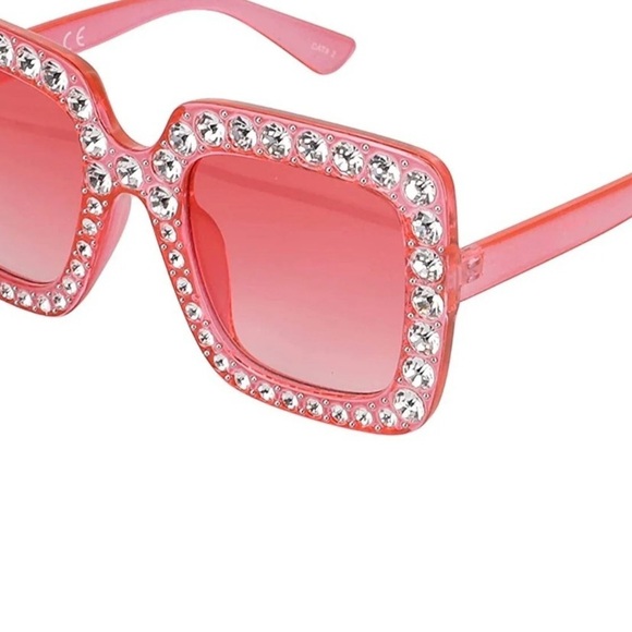 DIFF Oversized Square Frame Bling Rhinestone Crystal Design Sunglasses

0110 main image 7